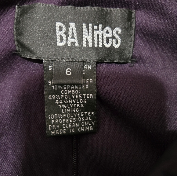 Ba Nites Eggplant Purple Velvet Ruffle Top. Size 6 - Picture 11 of 12